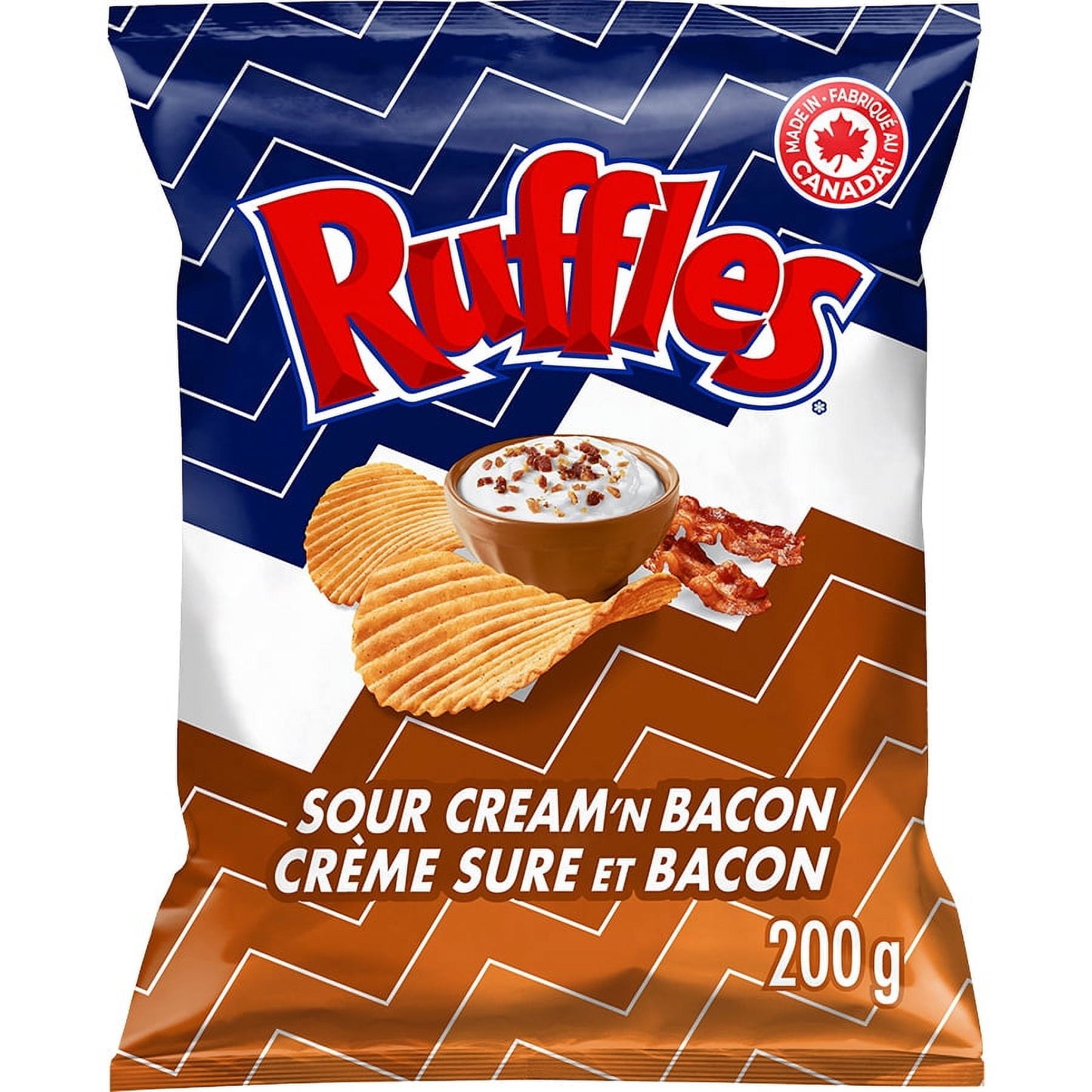 Ruffles Sour Cream & Bacon flavoured Potato Chips, 200 g.