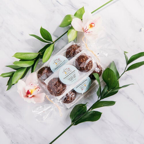 Living Lotus - CHOCOLATE MACAROONS